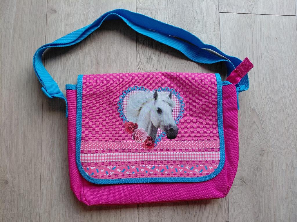 Paarden schooltas / schoudertas, 30 tot 40 cm, Minder dan 30 cm, Ophalen of Verzenden, Zo goed als nieuw
