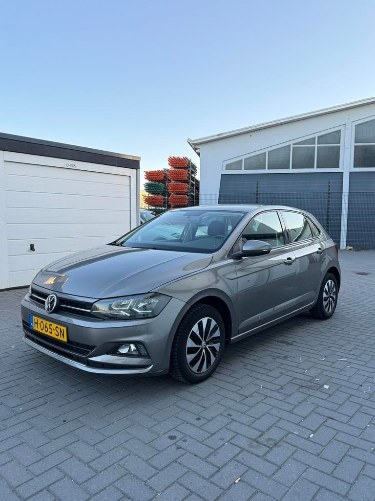 Volkswagen Polo 1.0 TSI 95pk 2020 Grijs, Auto's, Volkswagen, Voorwielaandrijving, Stof, 95 pk, 1055 kg