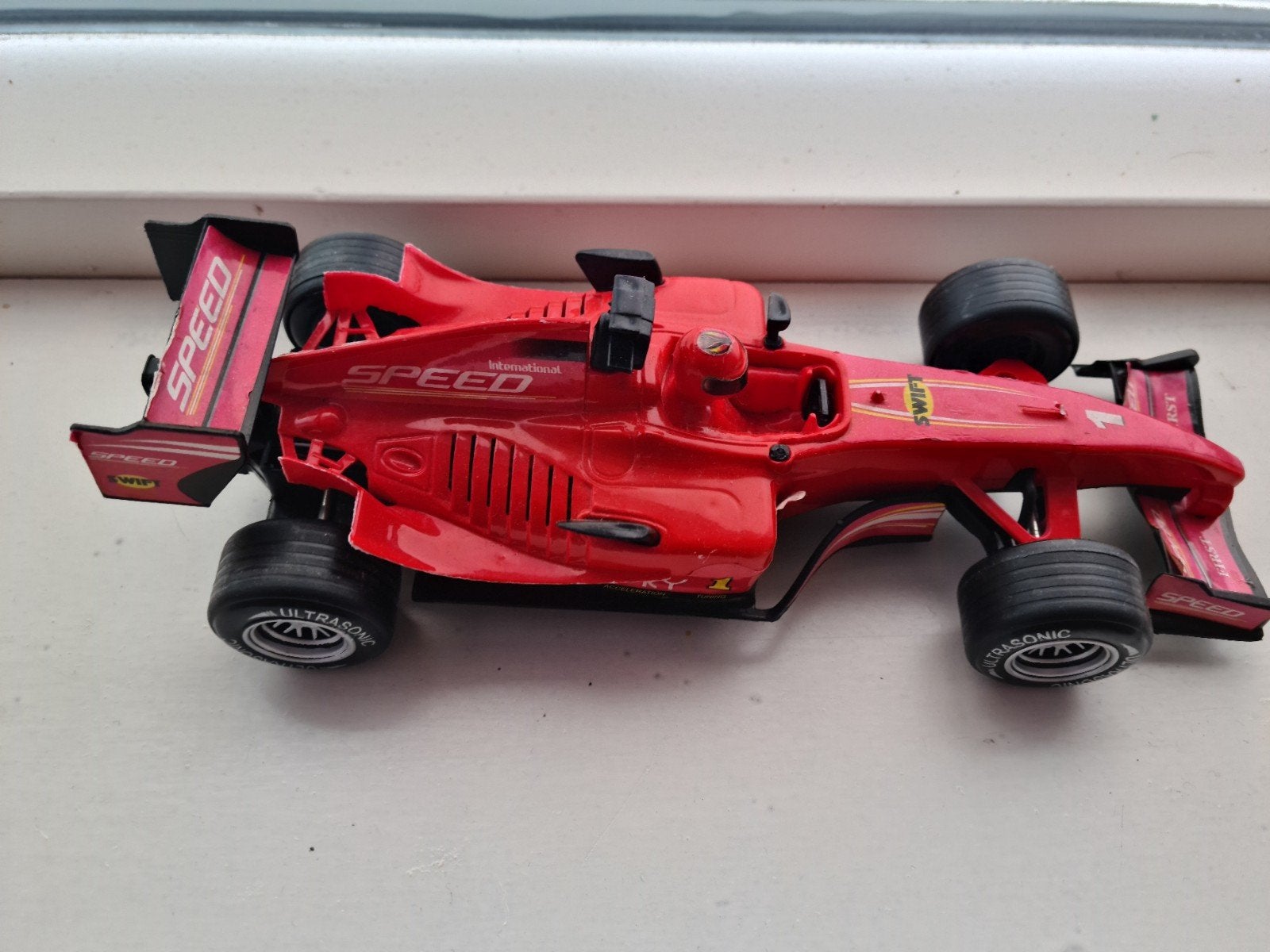 formule 1 wagen met coureur en racegeluid, Ophalen of Verzenden, Overige merken