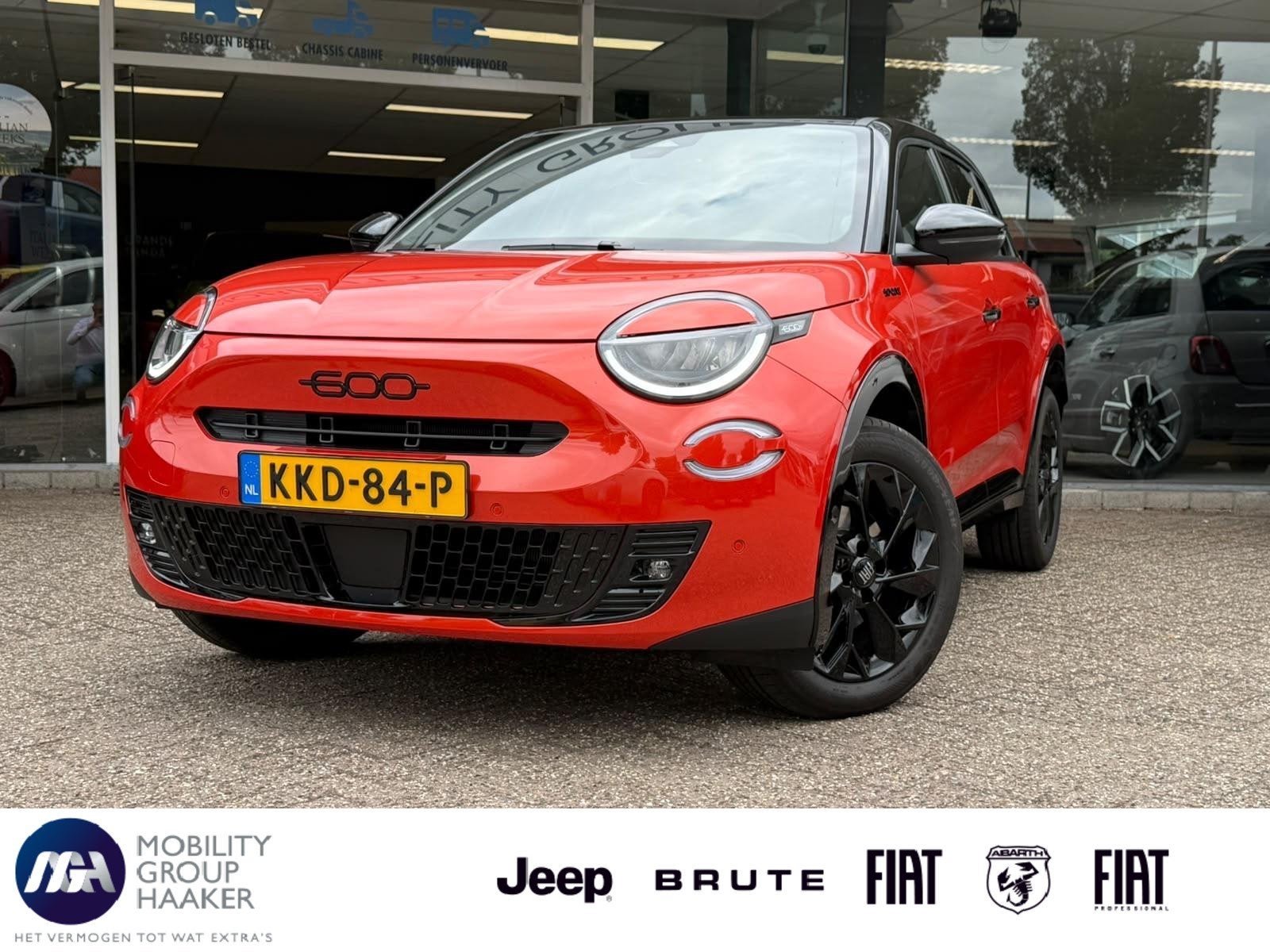 Fiat 600e Sport 54 kWh | Parkeercamera | Carplay | ACC, Auto's, Gebruikt, Origineel Nederlands, SUV of Terreinwagen, 600E