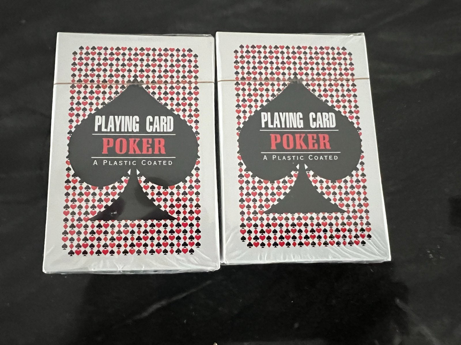 Nieuwe plastic gecoate speelkaarten - Poker (4 pakjes), Hobby en Vrije tijd, Een of twee spelers, Ophalen of Verzenden, Nieuw