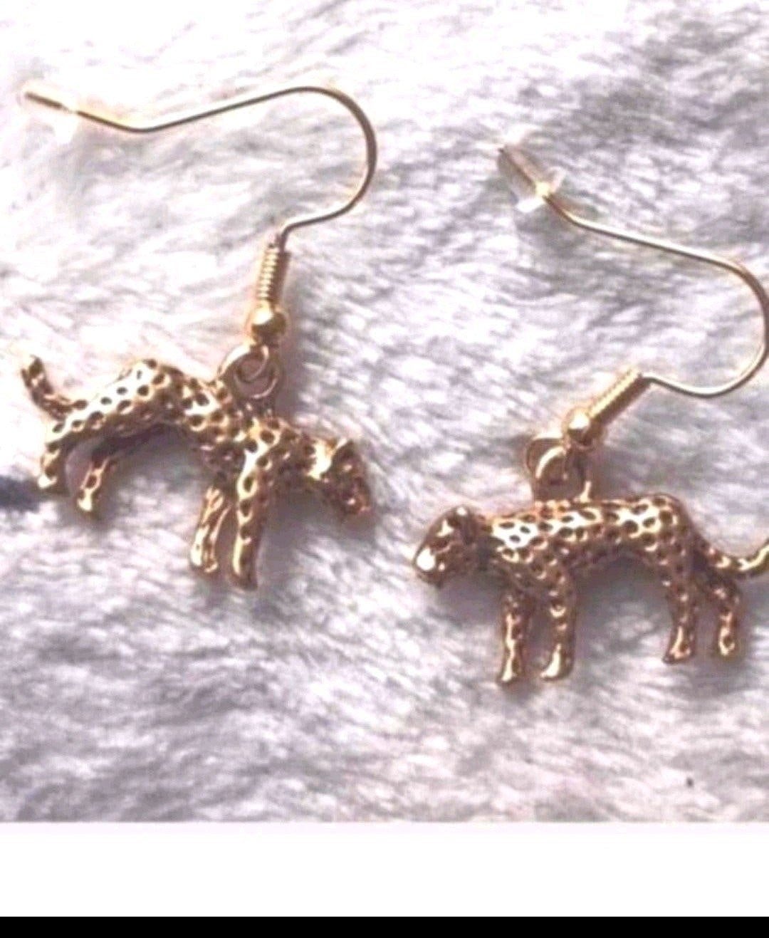 oorbellen panter, Verzenden, Nieuw, Goud, Hangers