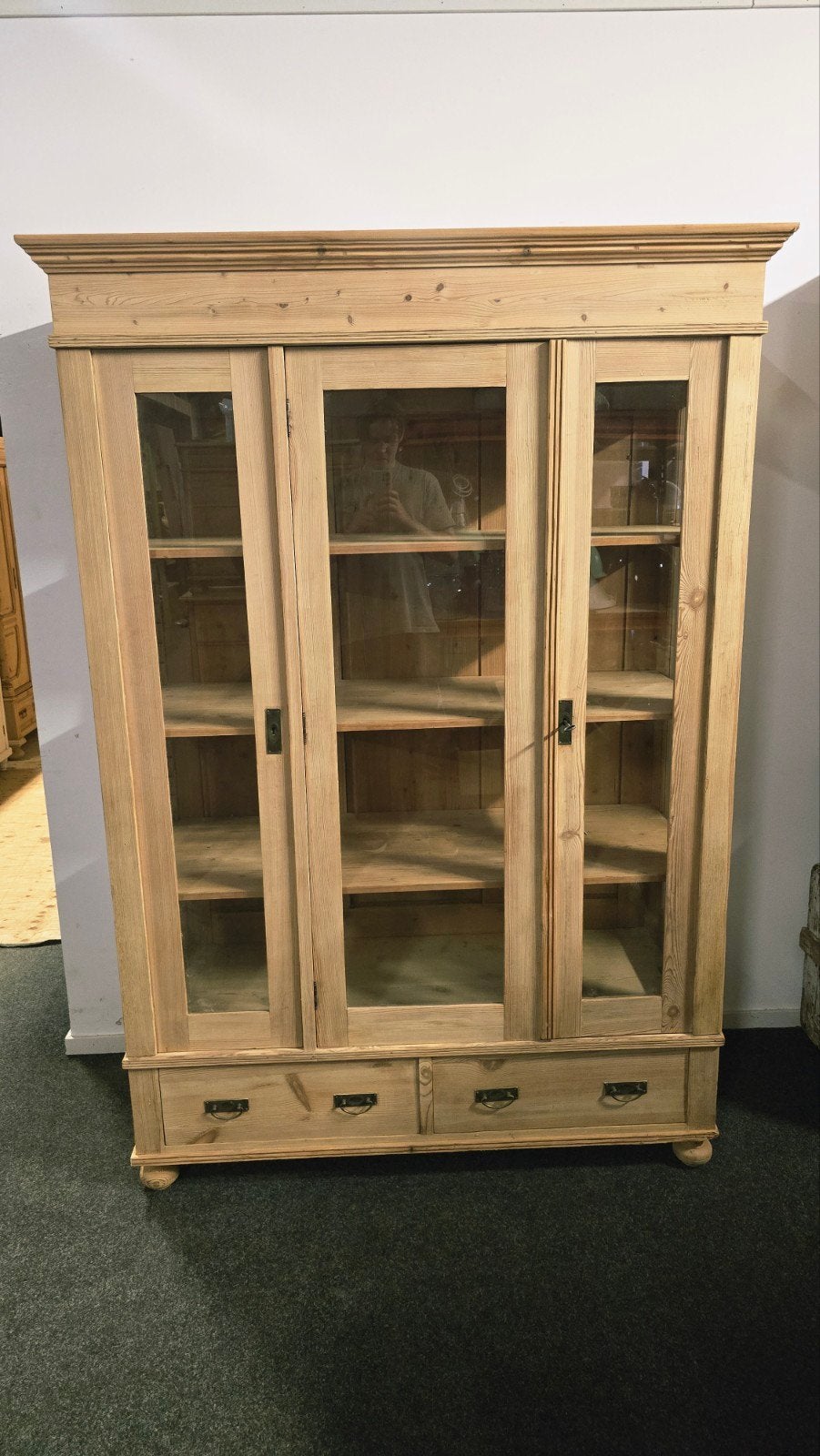 Antieke Grenen Houten Vitrinekast uit voorraad leverbaar!, Huis en Inrichting, 100 tot 150 cm, Met lade(s), Ophalen of Verzenden