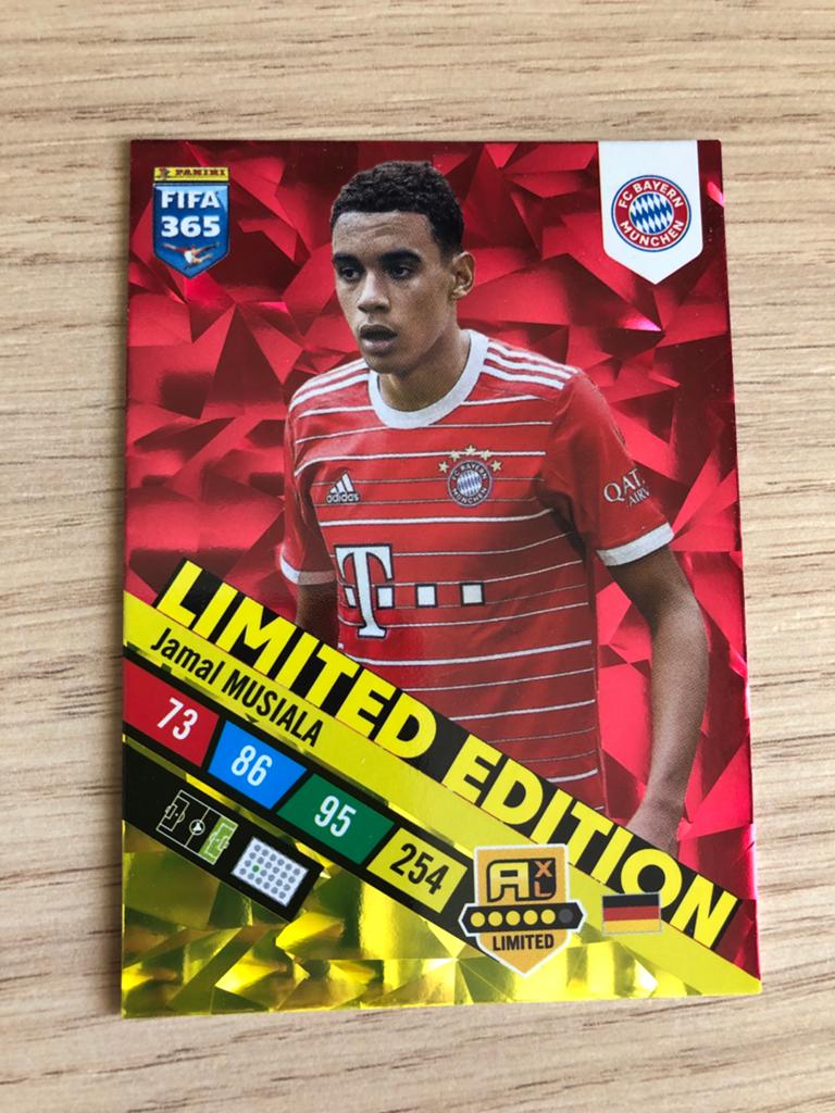 Panini FIFA 365 2023 Jamal Musiala Limited Edition, Ophalen of Verzenden, Nieuw, Buitenlandse clubs, Poster, Plaatje of Sticker