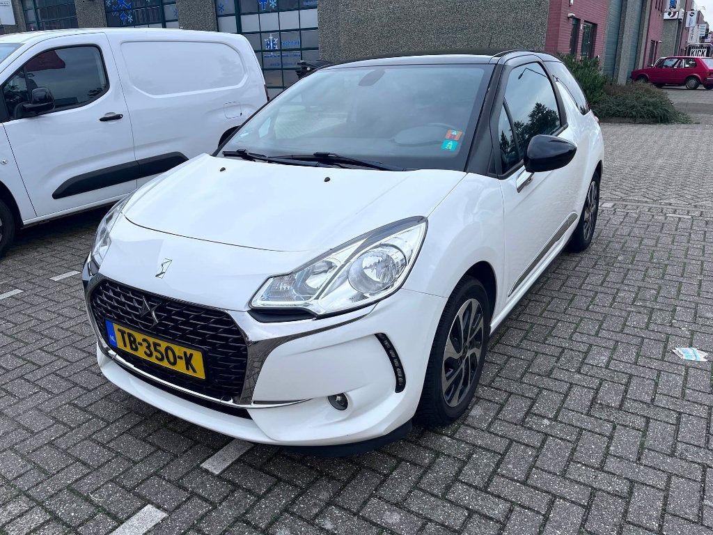 DS 3 1.2 Puretech 82pk 2018 Wit | GEEN OLIEVERBRUIK, Auto's, Voorwielaandrijving, Euro 5, 31 €/maand, 1199 cc