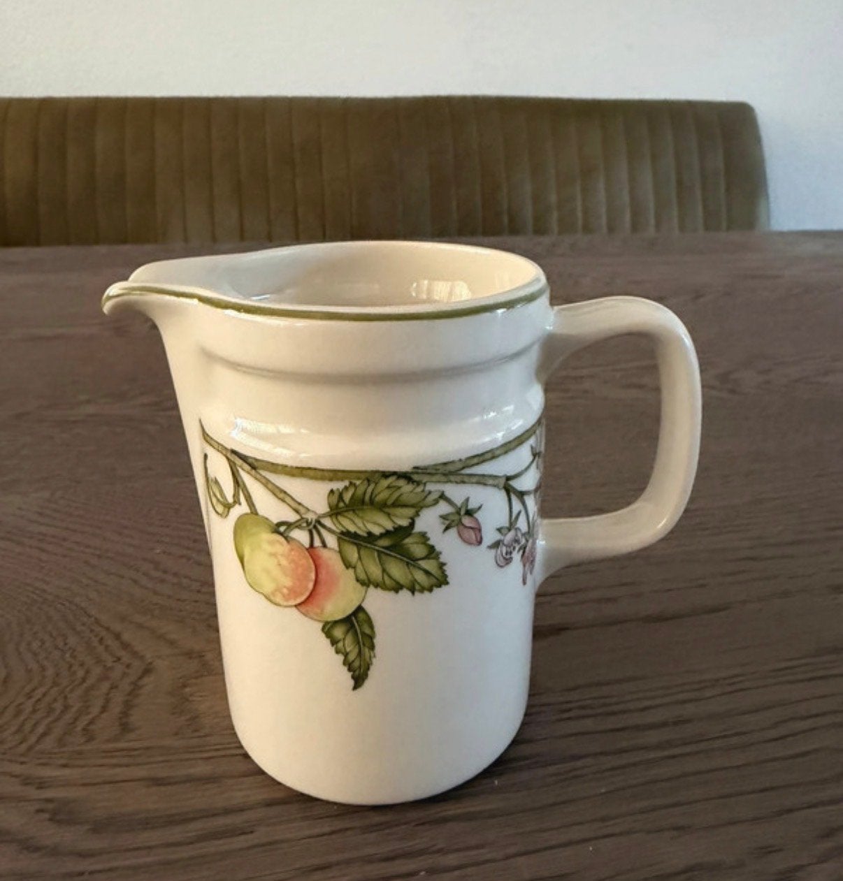 Wedgwood Wild Apple Melkkan/Roomkan, Antiek en Kunst, Ophalen of Verzenden