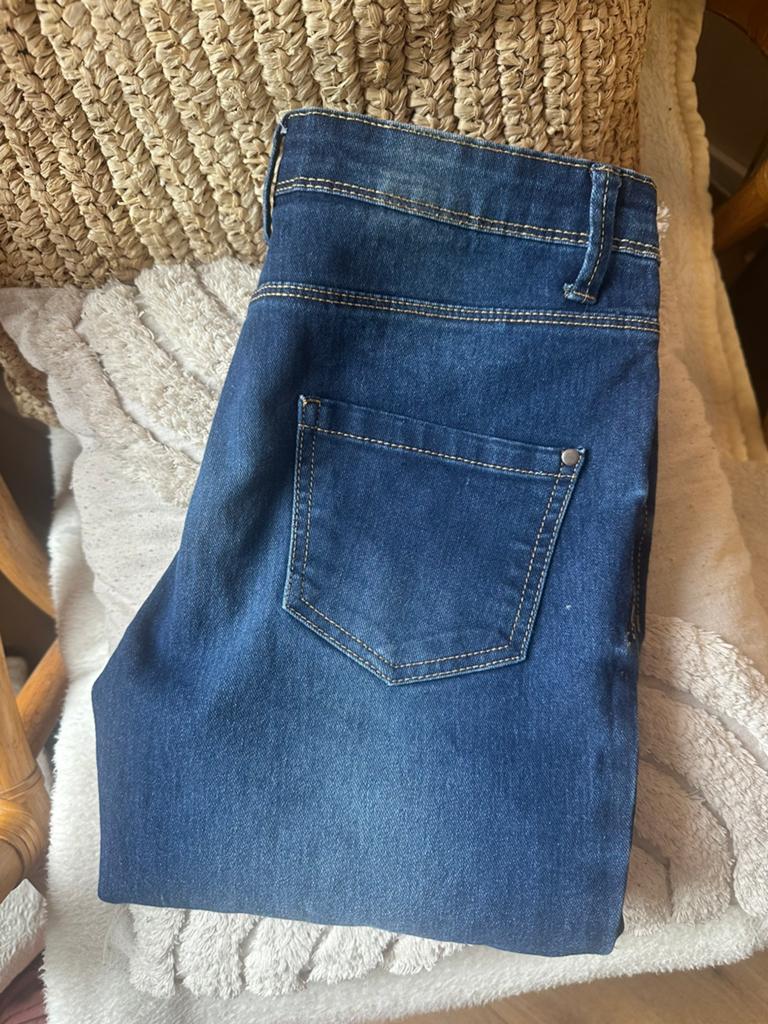 Donkerblauwe skinny jeans met stretch – maat 38, Kleding | Dames, Spijkerbroeken en Jeans, Ophalen of Verzenden, Zo goed als nieuw