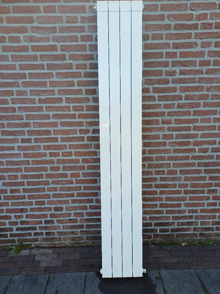 Aluminium radiator, Ophalen, 30 tot 80 cm, Gebruikt, Radiator