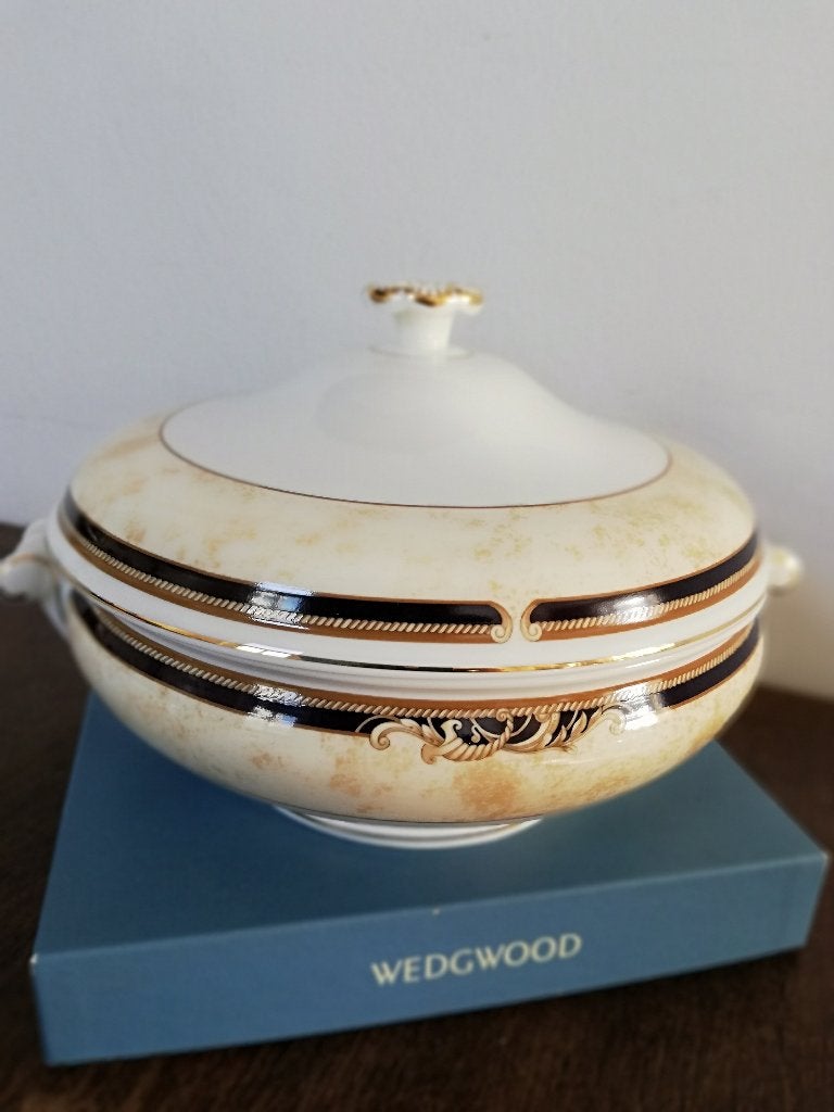 Wedgwood cornucopia, dekschaal (ook 2 groenteschalen), Nieuw, Ophalen of Verzenden, Schaal of Schalen, Wedgwood