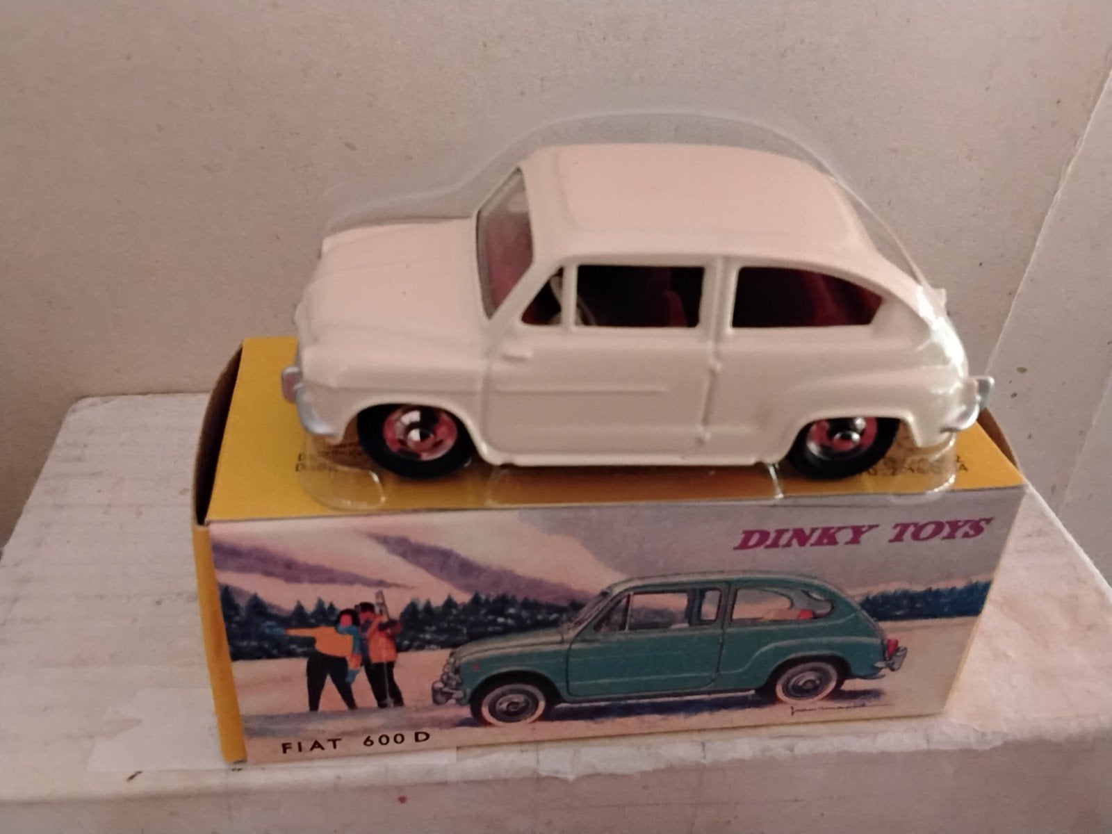 DINKY TOYS   ATLAS   FIAT  600  D  NO 520, Verzenden, Auto, Dinky Toys