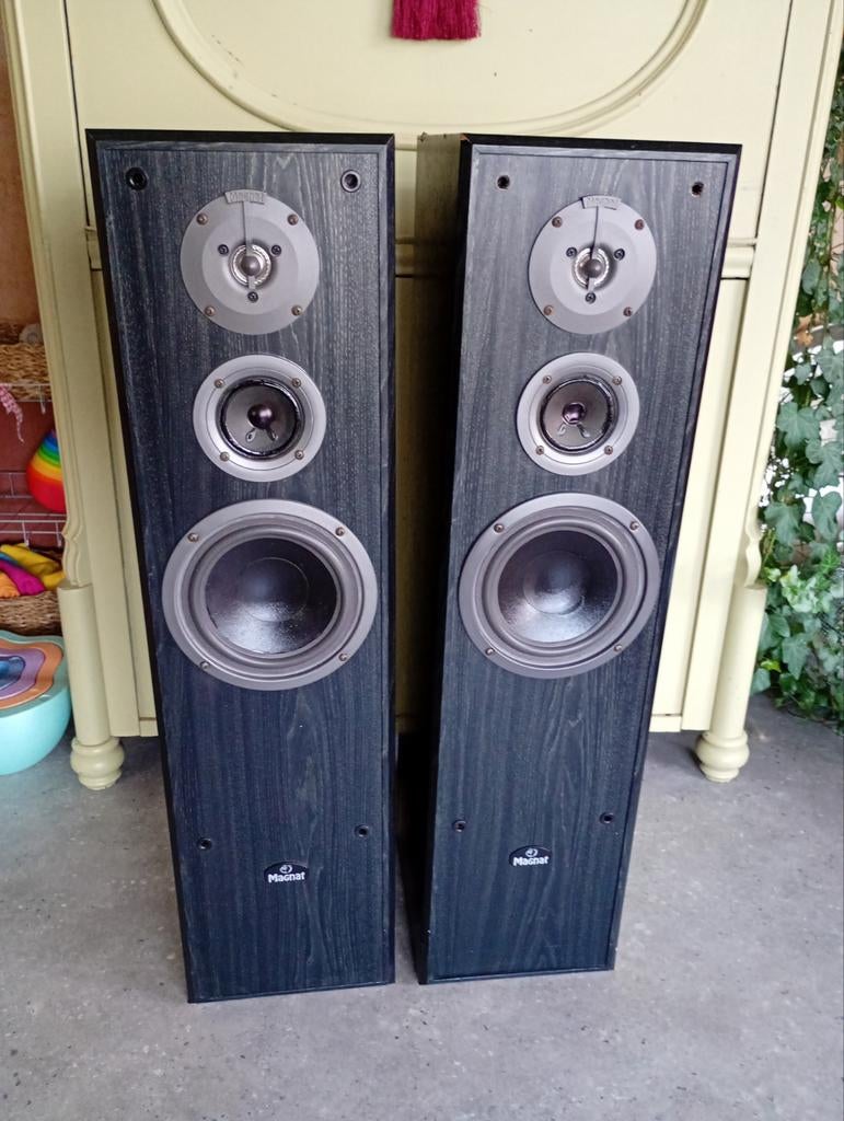 Magnat concept 800 zuil luidsprekers, Ophalen, 120 watt of meer, Front, Rear of Stereo speakers, Magnat
