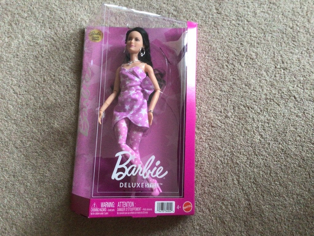 Barbie de luxe edition. Nieuw., Ophalen of Verzenden, Nieuw, Pop
