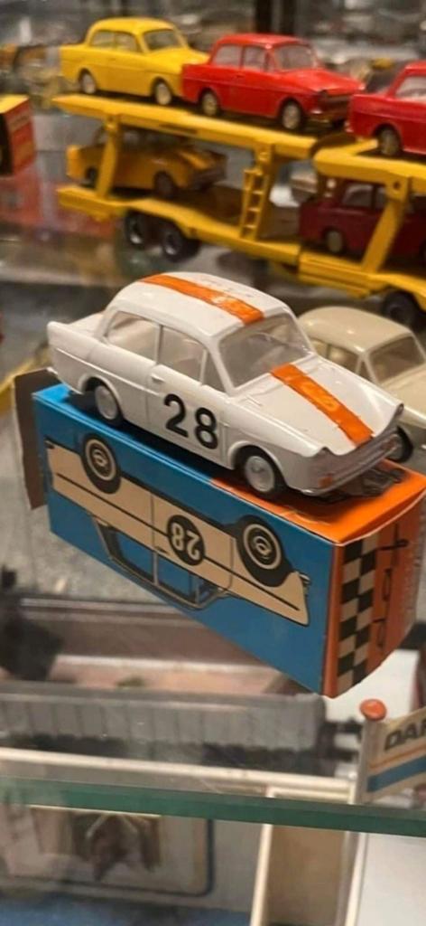 Gezocht vintage DAF 33 raceauto, nummer 28,, Overige merken, Gebruikt, 1:50 of kleiner, Auto