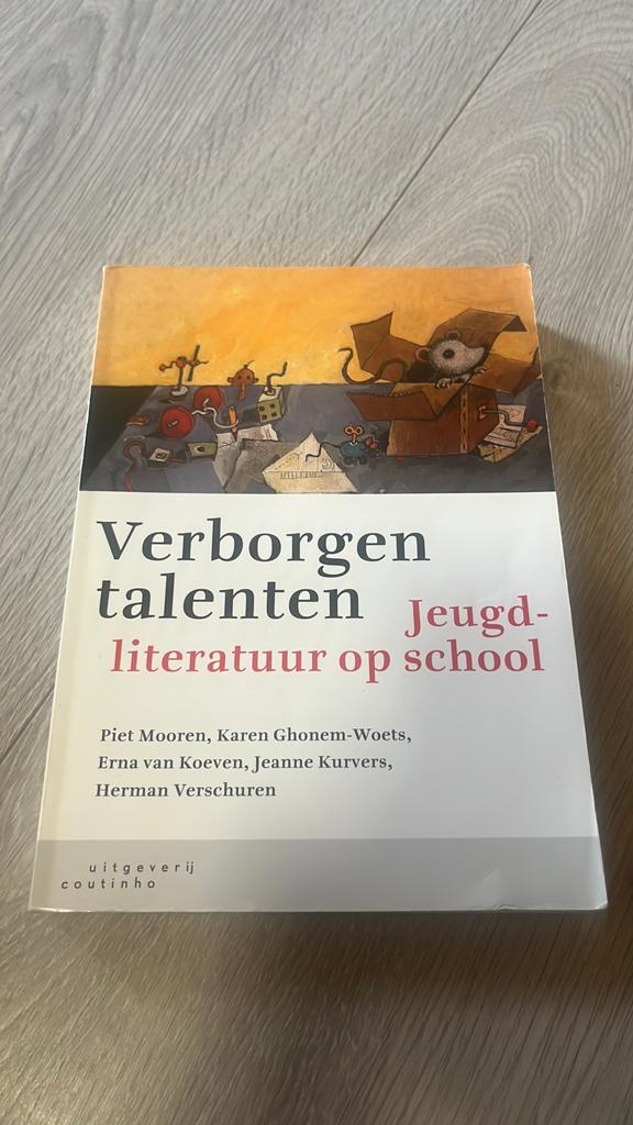 Verborgen talenten; Jeugdliteratuur op school, Boeken, Ophalen, HBO, Zo goed als nieuw, Piet Mooren; Erna van Koeven; Herman Verschuren; Jeanne Kurve...