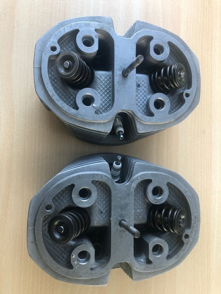 Set mooie cilinderkoppen (links en rechts) voor 50pk BMW R65, Motoren, Ophalen of Verzenden, Gebruikt