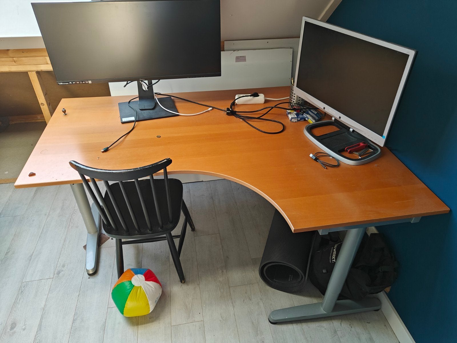 Hoekbureau in hoogte verstelbaar, 160 cm, Gebruikt, 120 cm, Hout