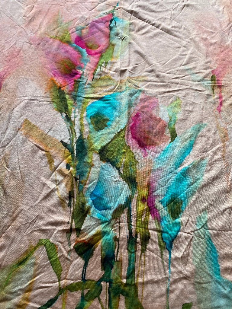 Viscose tricot met mooie aquarel bloemen, ong. 1 meter, Hobby en Vrije tijd, Stoffen en Lappen, Overige materialen, 120 cm of meer