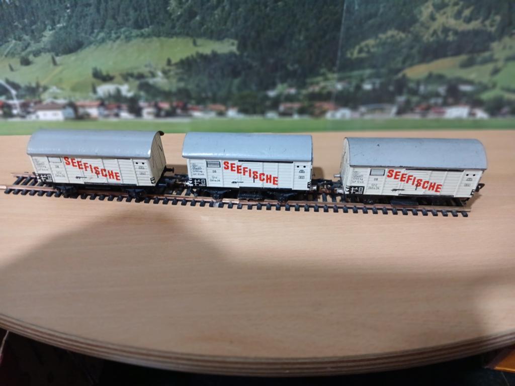 3x Fleischmann 'Seefische' wagons - Gebruikt, Gebruikt, Gelijkstroom, Fleischmann, Wagon