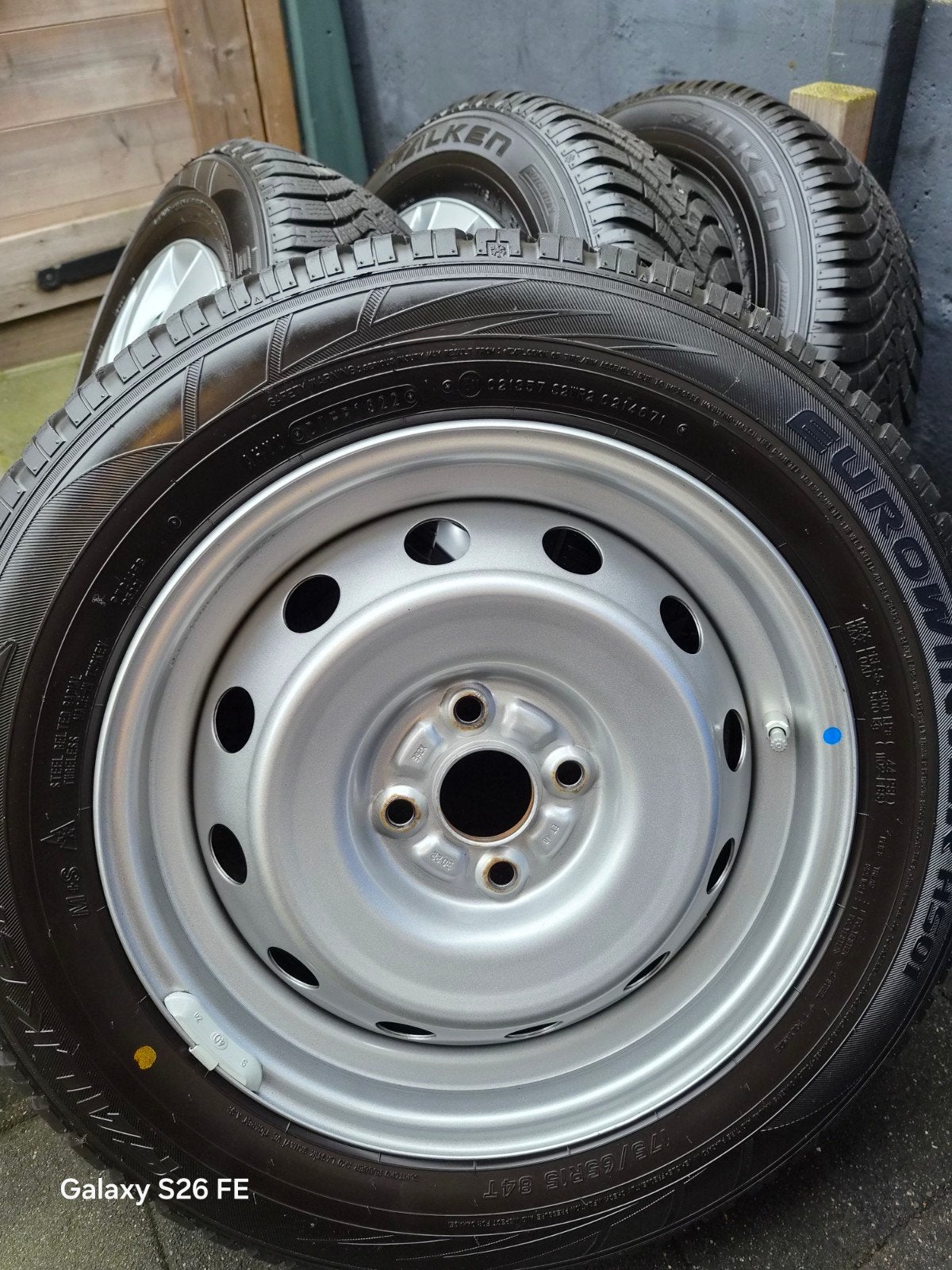 Winterbanden met stalen velgen 175 65 15 voor SUZUKI SWIFT, Ophalen, Gebruikt, 15 inch, 175 mm