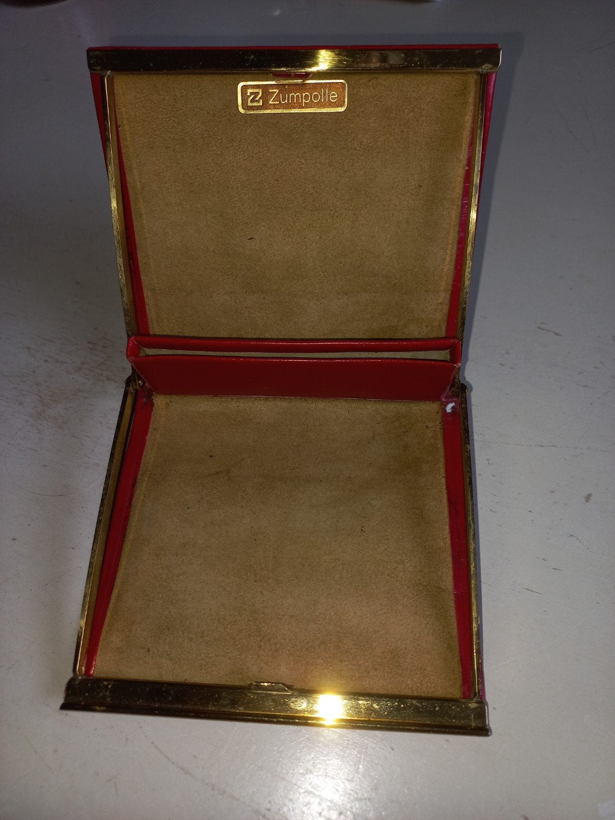Vintage sigaretten etui, rood leer  van Zumpolle Amsterdam, Verzenden, Gebruikt, Overige typen