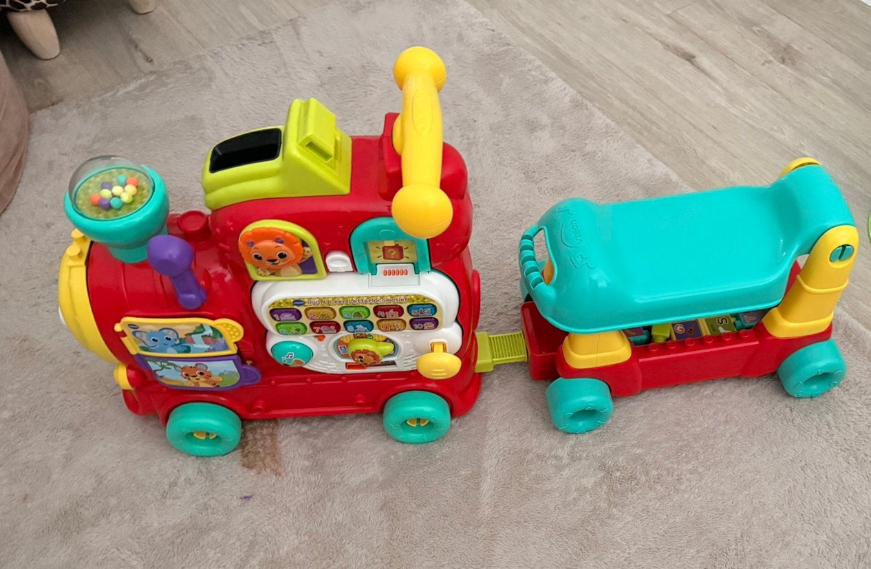V-tech trein, Kinderen en Baby's, Speelgoed | Vtech, Ophalen, Zo goed als nieuw, 6 maanden tot 2 jaar