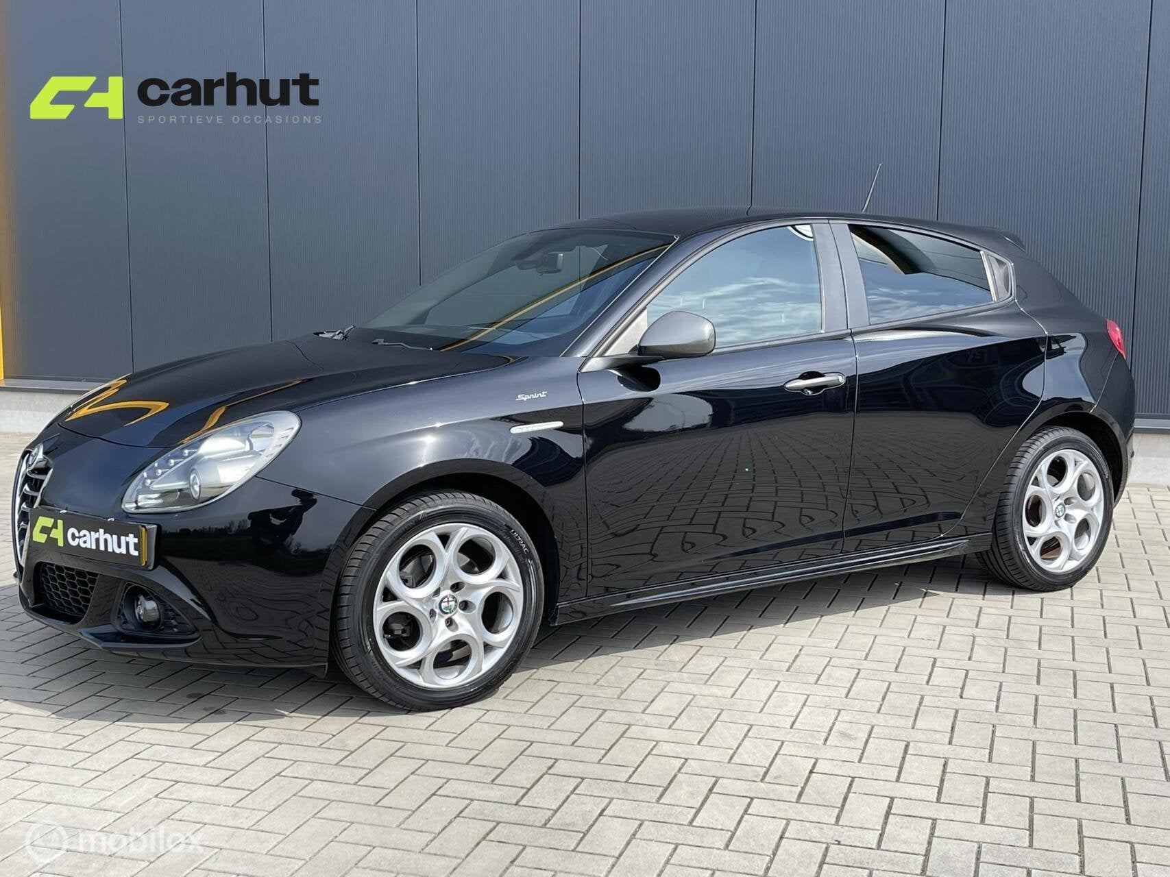 Alfa Romeo Giulietta 1.4 T 170 PK |86.000 KM| boekjes | NL-a, Auto's, 4 cilinders, Alcantara, Zwart, Origineel Nederlands
