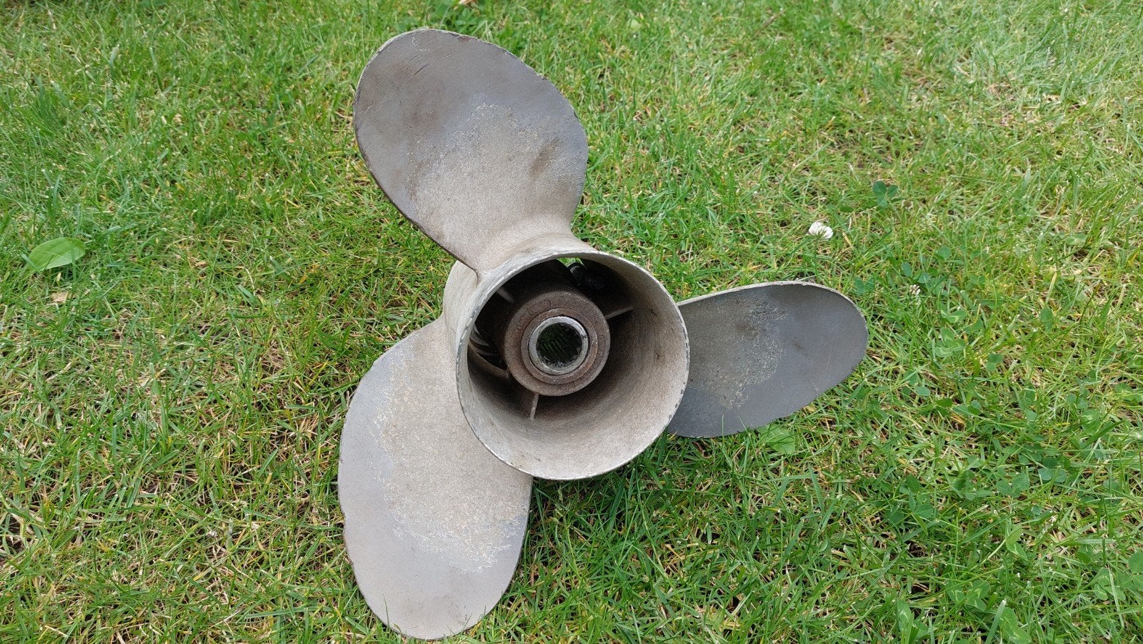 Gebruikte propeller van Alpha one, Watersport en Boten, Ophalen, Gebruikt, Motor en Techniek, Motorboot
