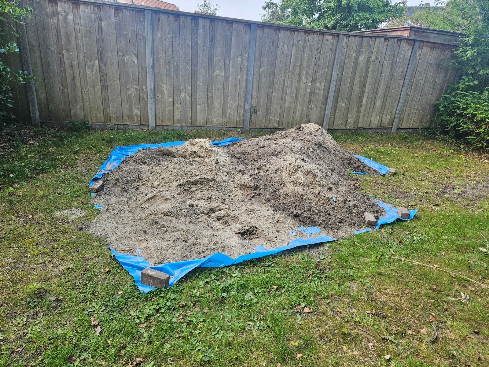 geel zand / tuinaarde, Tuin en Terras, Zand, Ophalen, Gebruikt, Ophoogzand