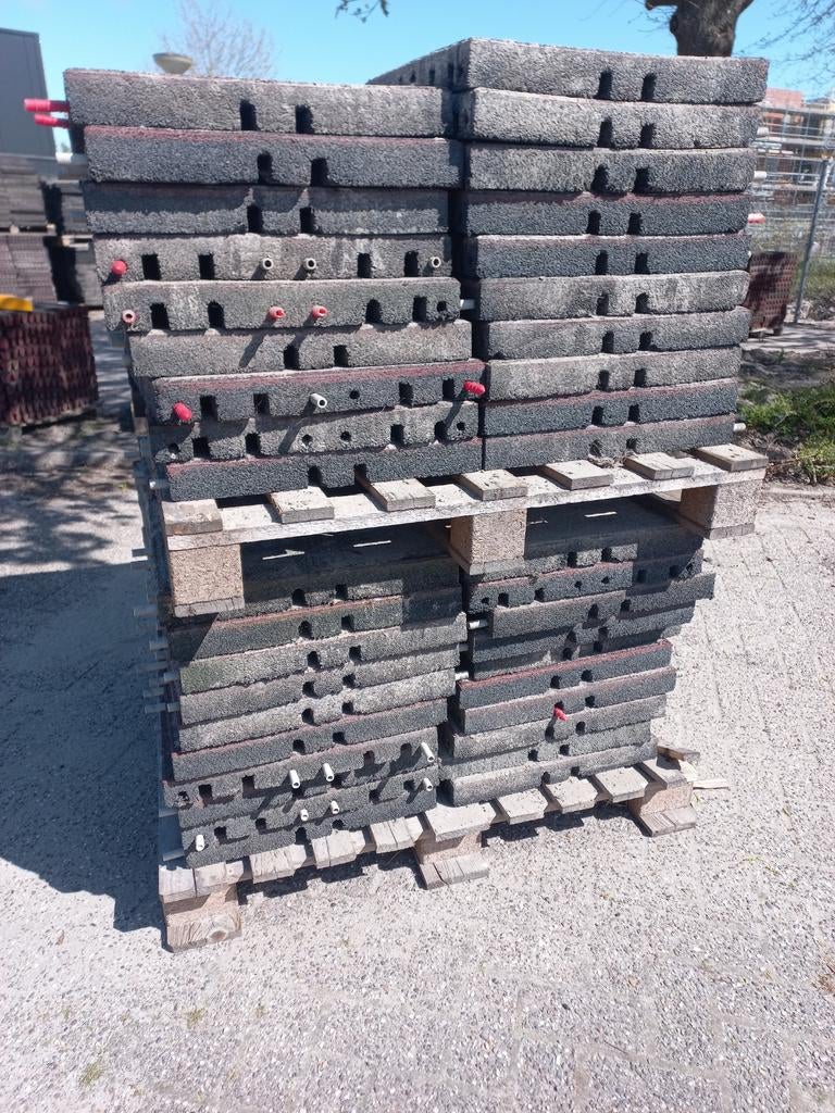 Rubbertegels Vochtdoorlaten stalmatten vochtdoorlaten, Tuin en Terras, Tegels en Klinkers, Ophalen, Rubber, Terrastegels