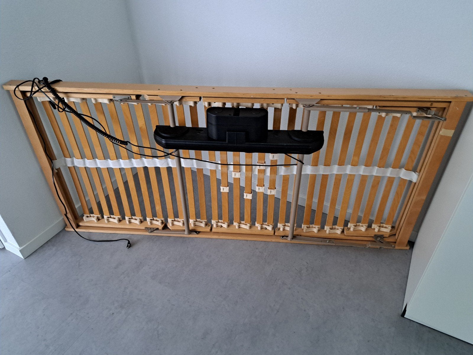 Elektrische lattenbodem, gratis, Huis en Inrichting, Slaapkamer | Matrassen en Bedbodems, Ophalen, Gebruikt, 90 cm, Eenpersoons