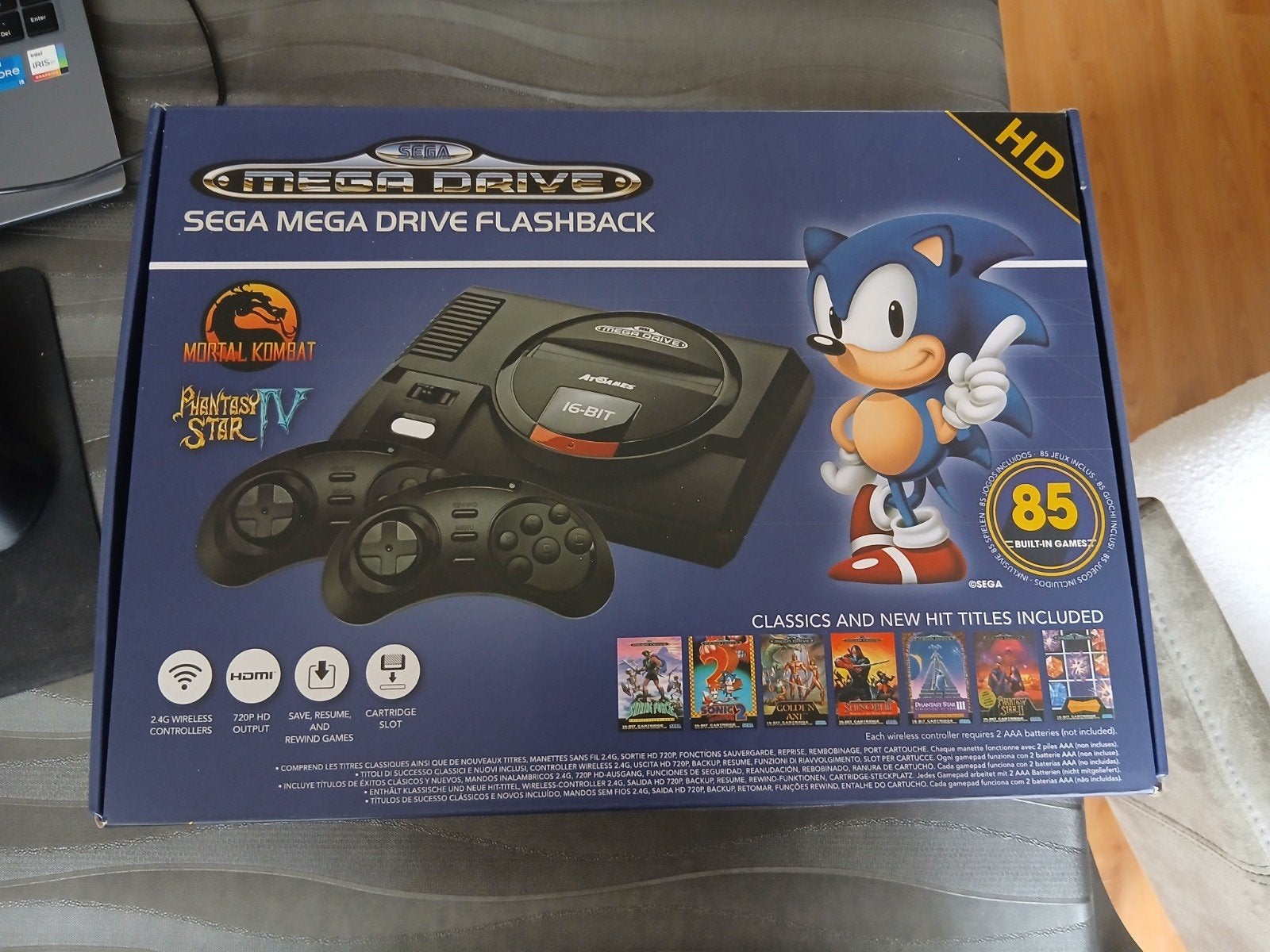Sega mega drive flashback met 85 spelletjes, Spelcomputers en Games, Spelcomputers | Sega, Ophalen of Verzenden, Gebruikt, Met 2 controllers