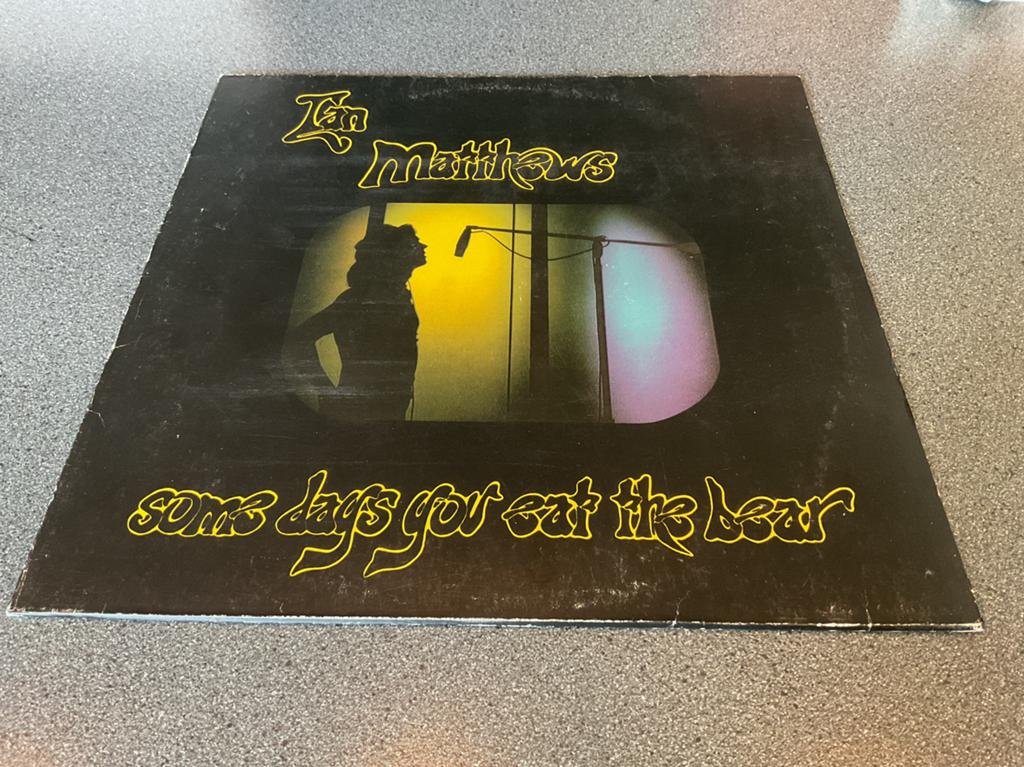 Ian Matthews - Some days you eat the bear……Vinyl LP, Ophalen of Verzenden, Gebruikt, 12 inch, Poprock