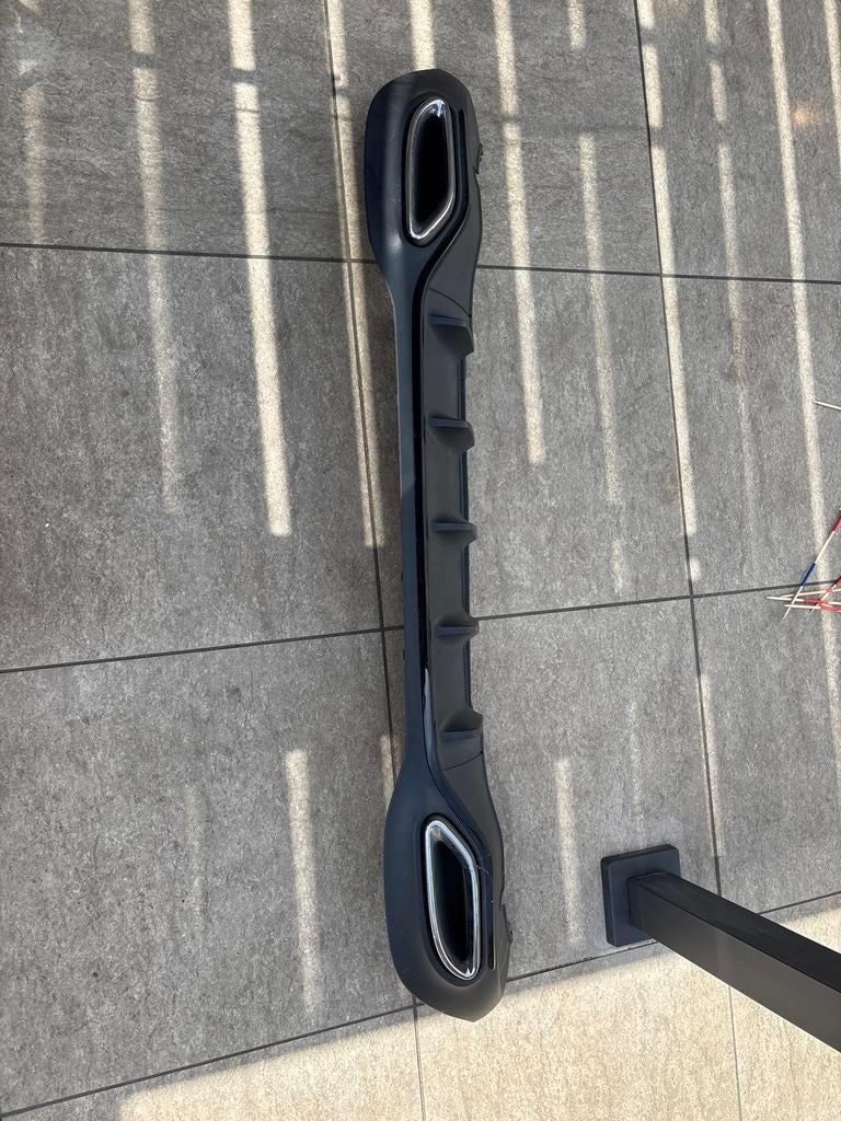 Achterbumper diffuser met uitlaatsierstukken mercedes, Ophalen of Verzenden, Gebruikt, Universele onderdelen
