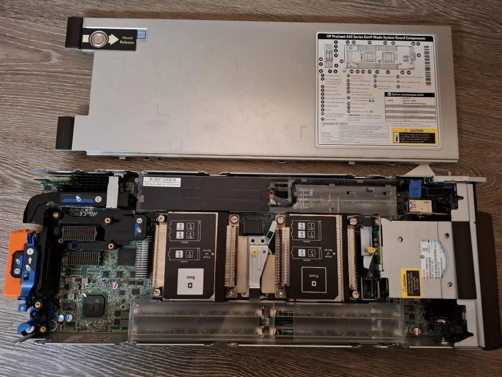 Nieuw: 2x HP ProLiant 460 Gen9, Computers en Software, Servers, Ophalen, 600 GB, 64 GB, Hot swappable onderdelen