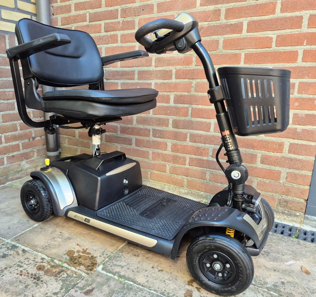 Excel Xena 4 / iGo 4 Demontabele Scootmobiel – Nette staat, Ophalen, Zo goed als nieuw, 10 km/u of minder