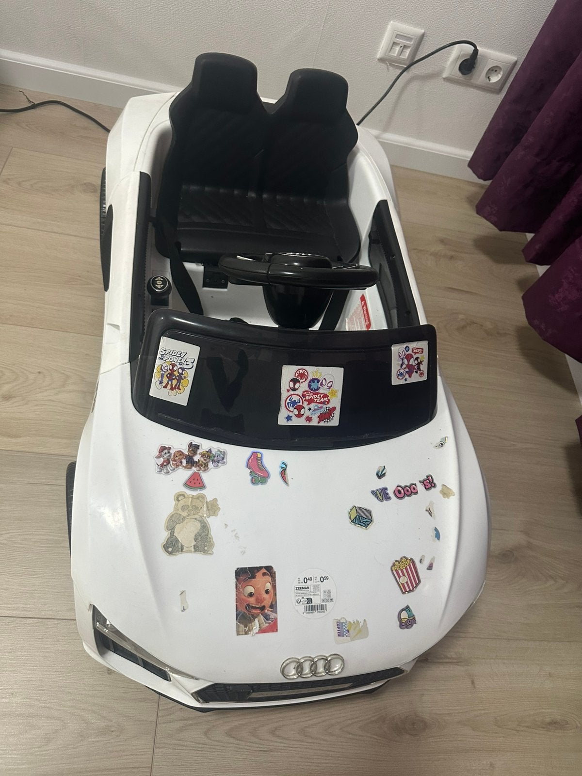 Elektrische kinderauto, Ophalen, Zo goed als nieuw