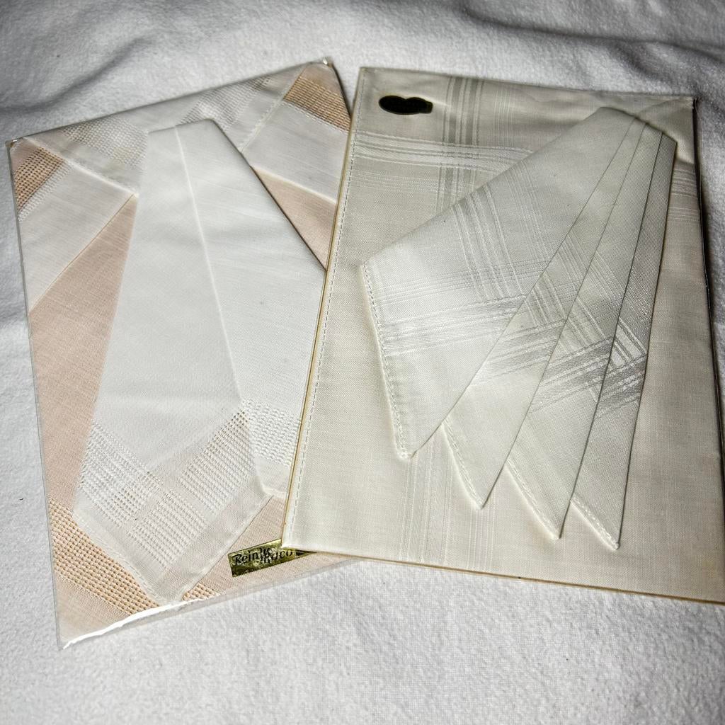 Vintage 2 x pakketjes met zakdoekjes, Ophalen of Verzenden