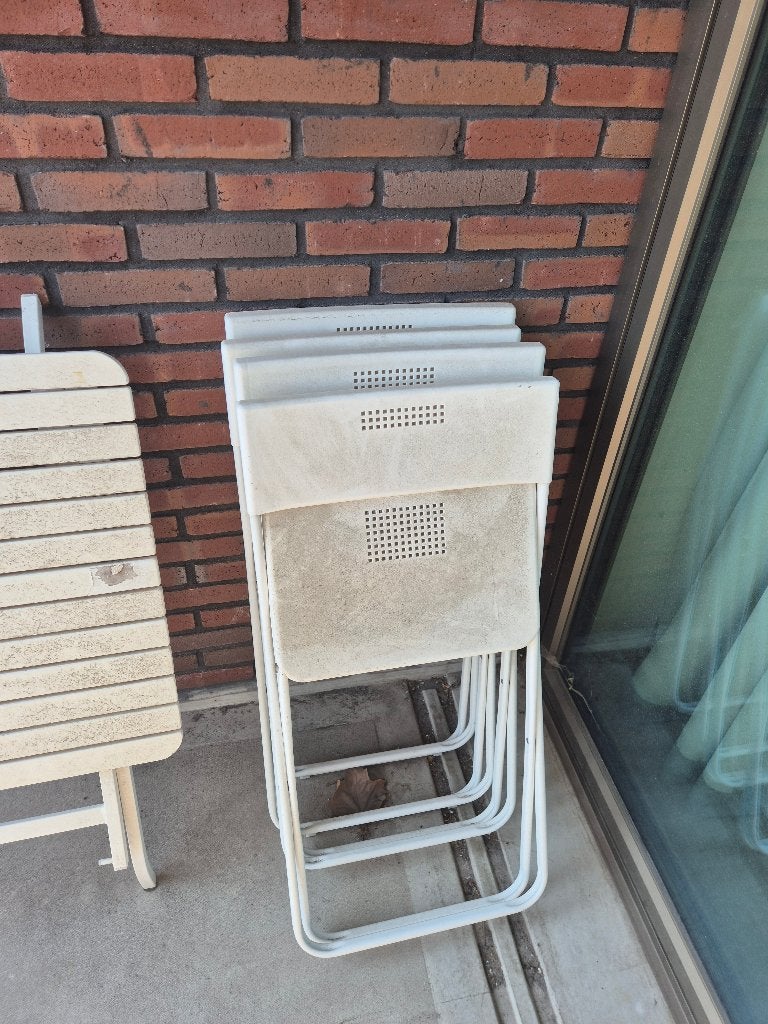 Ikea outdoor 1 table + 4 chairs, Huis en Inrichting, Ophalen, Gebruikt, 100 tot 150 cm, 50 tot 100 cm