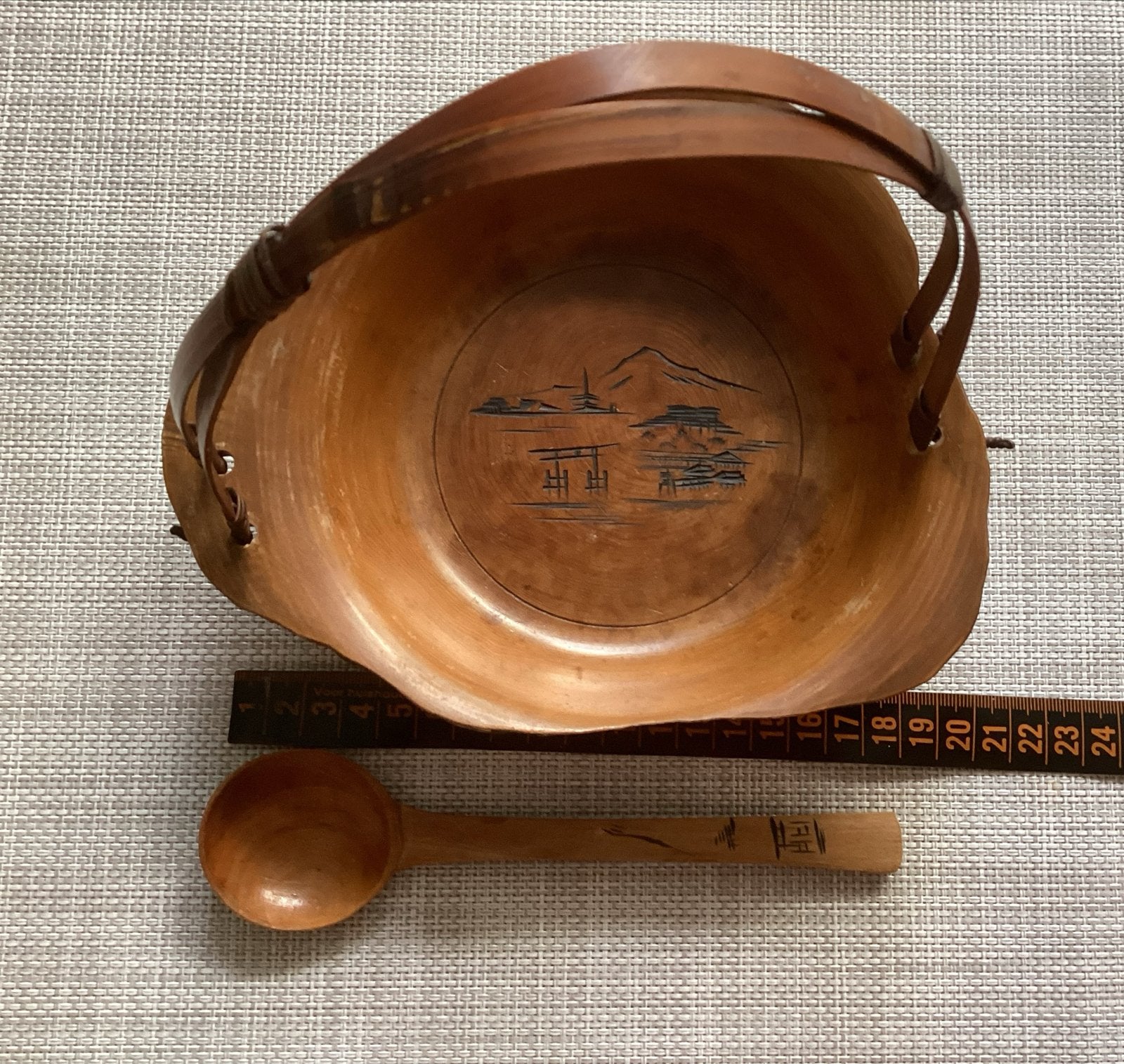 Retro houten bakje met lepel voor nootjes, Ophalen of Verzenden