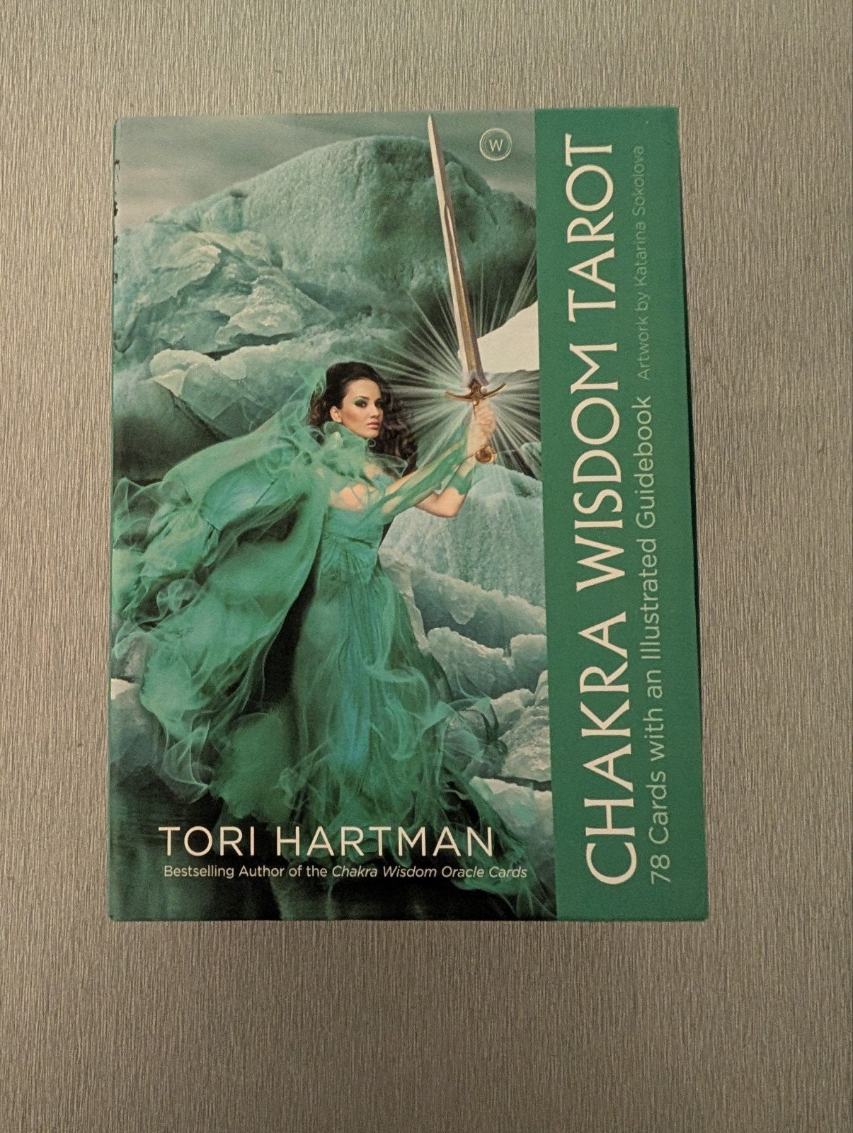 Chakra Wisdom Tarot: 78 kaarten met geïllustreerde gids, Boeken, Ophalen of Verzenden, Zo goed als nieuw, Tarot of Kaarten leggen