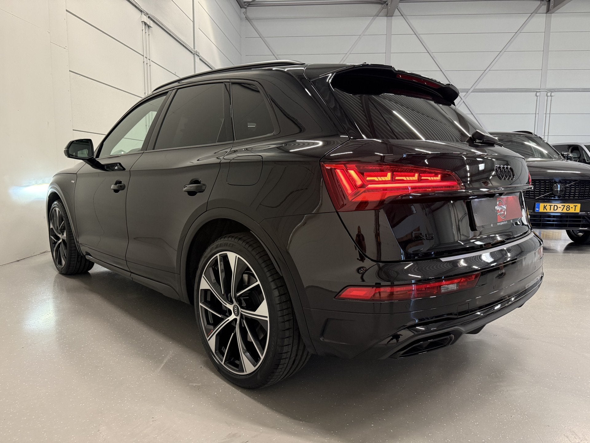 Foto 9 van Audi Q5 55 TFSI e quattro 3x S-Line PANO/LUCHTVERING/TREKHAA
