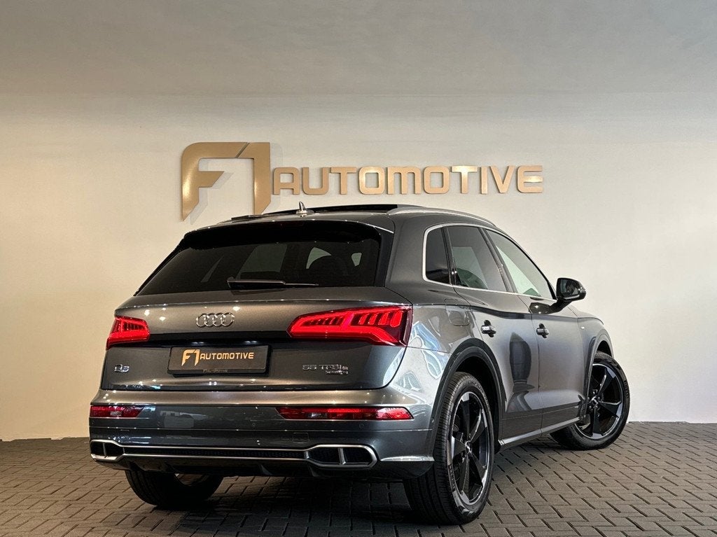 Audi Q5 55 TFSI e quattro S Line Pano|Luchtvering|HuD|B&O, Automaat, 4 cilinders, Plug-in hybride, Bedrijf
