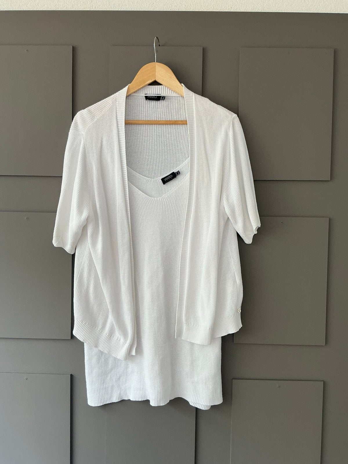 Wit vest met top van Yesta, maat X-0, Kleding | Dames, Grote Maten, Ophalen of Verzenden, Zo goed als nieuw, Wit, Shirt of Top