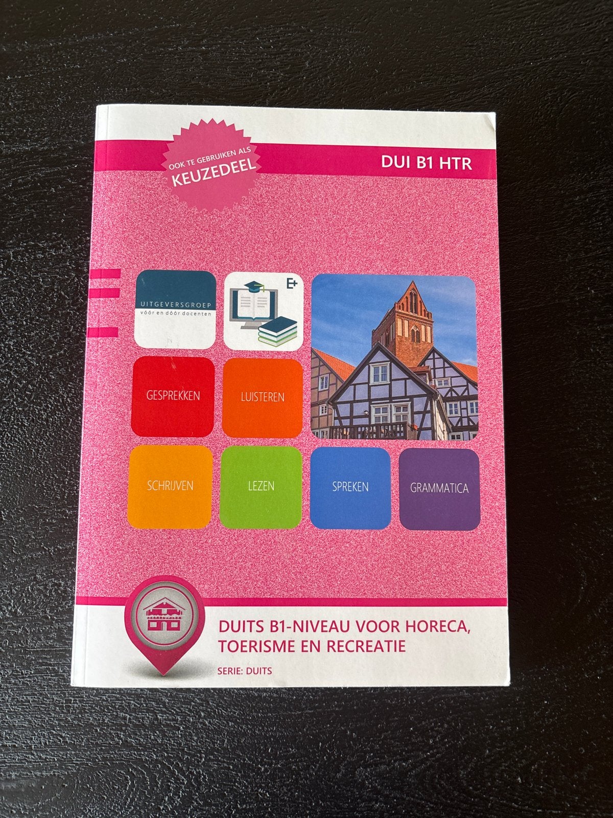 Duits B1-niveau voor Horeca, Toerisme en Recreatie, Boeken, Ophalen of Verzenden, Zo goed als nieuw, MBO