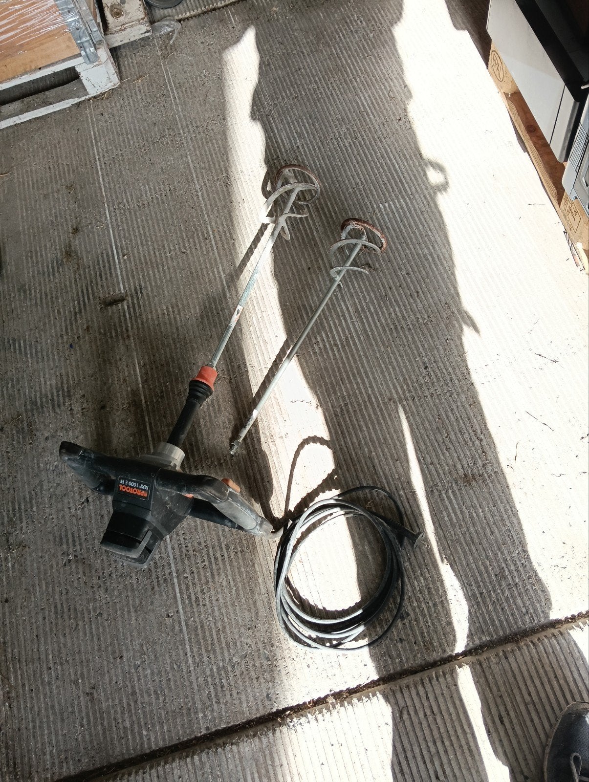 Protool MXP 1000 E EF menger met extra mixer, Ophalen, Gebruikt