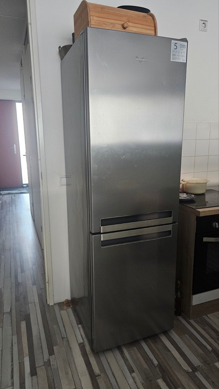 Whirlpool koelkast met defect, Witgoed en Apparatuur, Koelkasten en IJskasten, Ophalen, 200 liter of meer, Met aparte vriezer