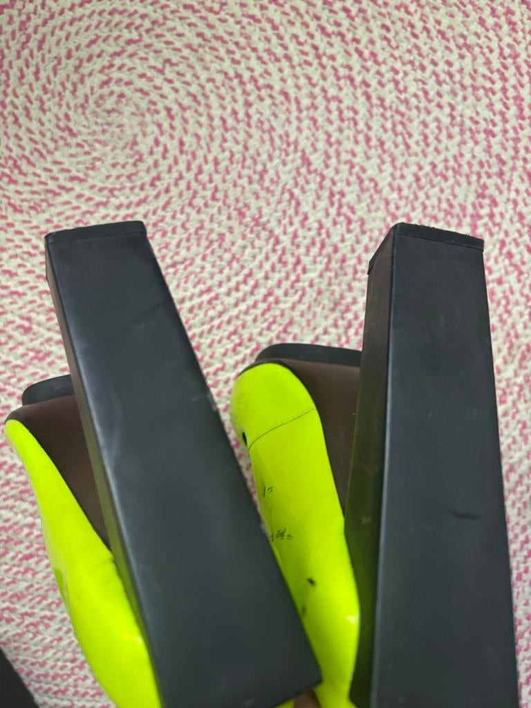 Opvallende Gele Hakken United Nude Maat 38, Ophalen of Verzenden, Gedragen, Geel, Pumps