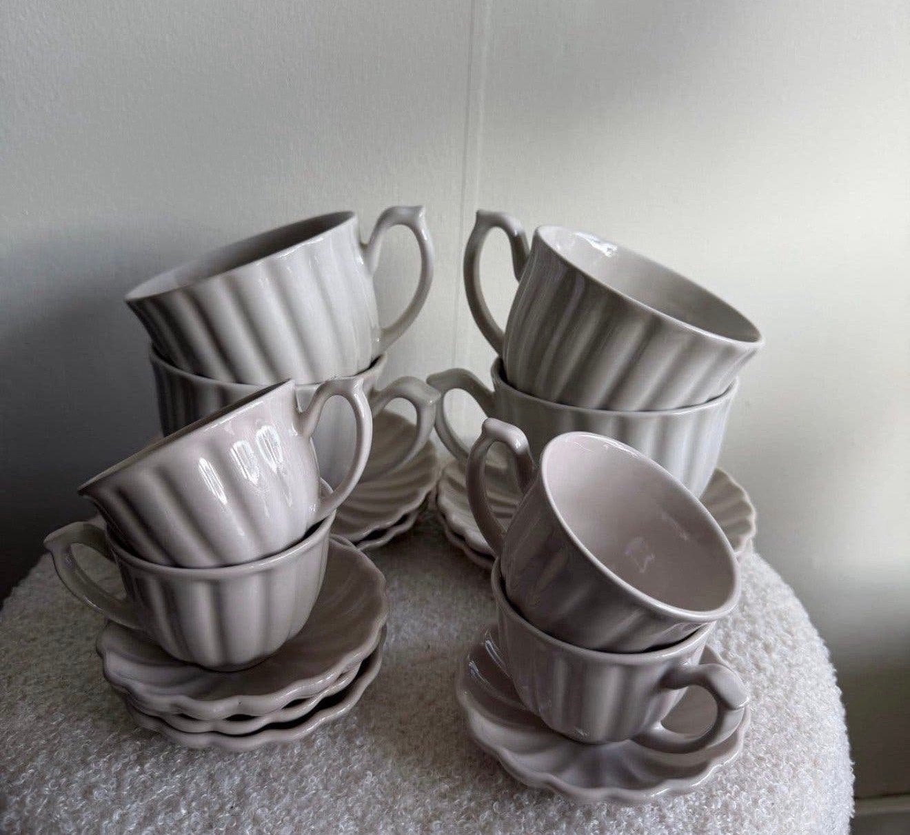 Nieuwe H&M Home Servies Set - Koffie- en Espressokopjes, Overige merken, Keramiek, Nieuw, Ophalen of Verzenden