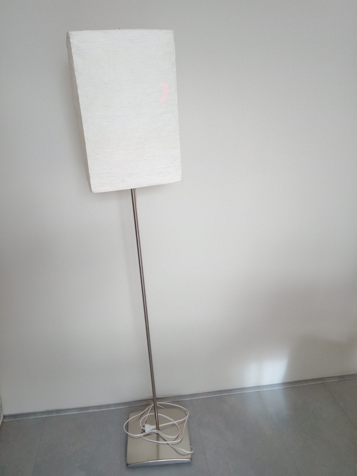 Moderne staande lamp met stoffen kap, Huis en Inrichting, Lampen | Vloerlampen, Gebruikt, Textiel, Modern, 150 tot 200 cm