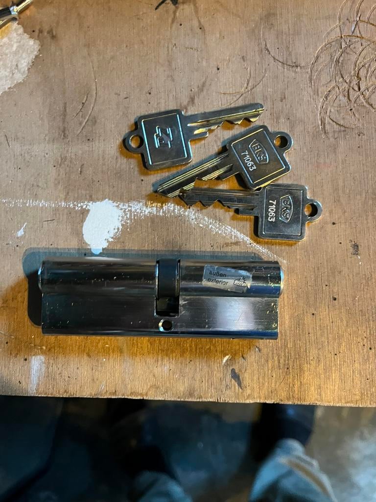 Diverze cilinders te koop, Ophalen, Zo goed als nieuw, Slot